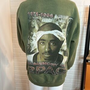 2PAC HOODIE SIZE MEDIUM